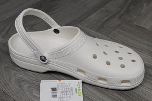 Crocs Classic White Clogs Roomy Fit Sandals Adults Mens Unisex UK 13 / EU 49-50 - ShopBox 